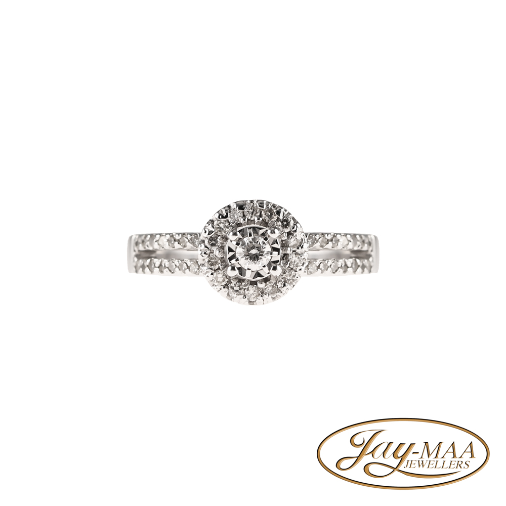 Jewellery-Ad-Social-Media-Jay-Maa-Jewellers-Halo-White-Gold-Diamond-Ring-6-Front Jewellery-Ad-Social-Media-Jay-Maa-Jewellers-Halo-White-Gold-Diamond-Ring-6-Front